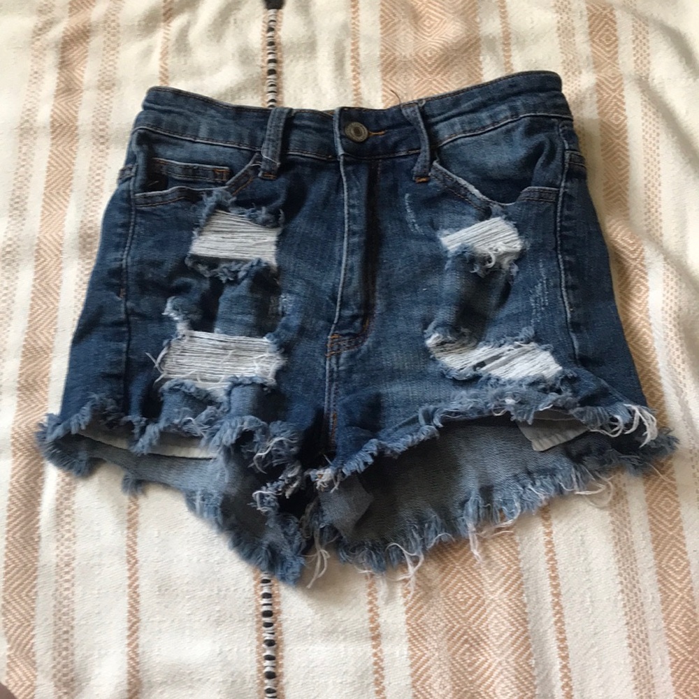 Kancan Raw Hem Factory Distressed Shorts Size 3/25